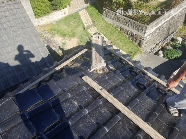 既存隅棟撤去していきます。
