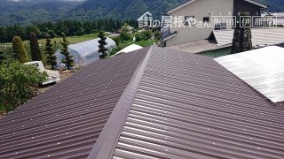 ガルバリウム鋼板葺き替え完成です①