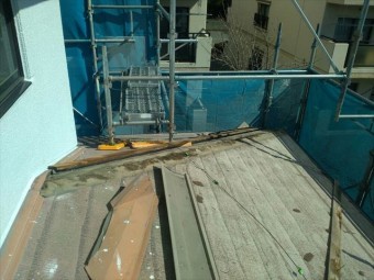 塩尻市外壁塗装屋根カバー屋根役物外し5