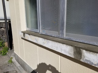 セメントを塗っていきます 仕上げです 小手を使います 完成しました