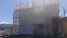長野県宮田村パナ屋根壁足場1