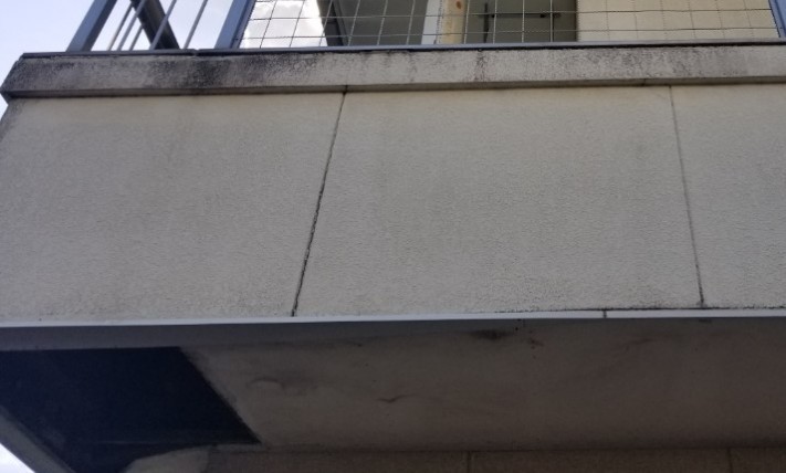 043-_-_-_-_--columns1