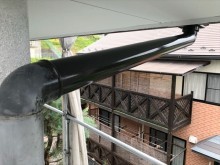 雨樋竪樋塗装しました