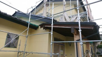 長野県駒ヶ根市 ALC外壁塗装中塗り