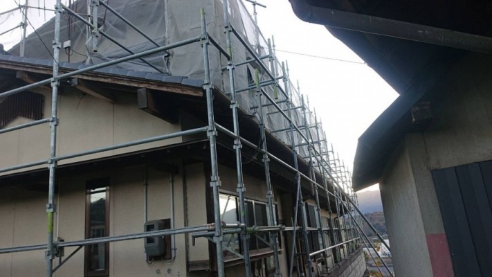 飯田市下久堅外壁塗装足場1