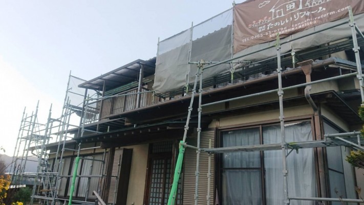 飯田市下久堅外壁塗装足場2
