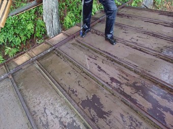飯田市上村樹液被害トタン屋根洗浄3