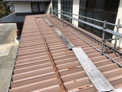 折半トタン屋根の現場点検です
