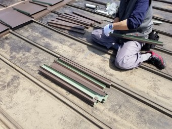 雨漏り板金補修開始です⑥