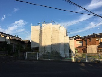 横からの足場