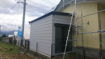 長野県駒ヶ根市赤穂 ALC外壁塗装上塗り6