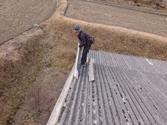下條村倉庫屋根カバー3