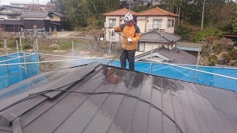 飯田市駄科トタン屋根外壁洗浄3