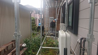 飯田市上殿岡 屋根外壁木部塗装足場2
