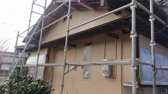 飯田市下久堅外壁塗装中塗り3