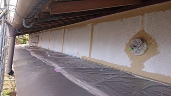 飯田市下久堅外壁塗装中塗り6