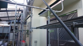 松川町外壁塗装中塗り6