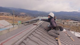 松川町瓦葺き替え棟工事5