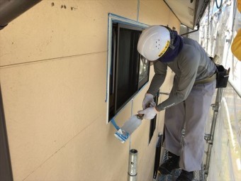 コーキングを打っていきます
