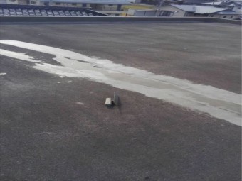 ヒビ補修の写真です。