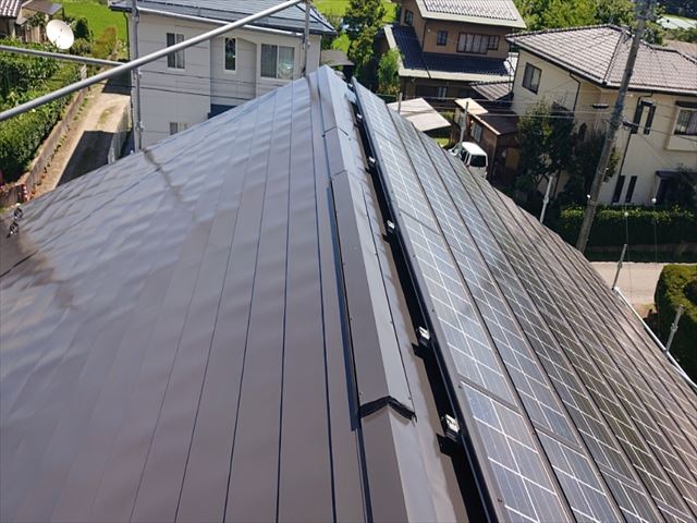 長野県駒ヶ根市外壁屋根塗装屋根下塗り2