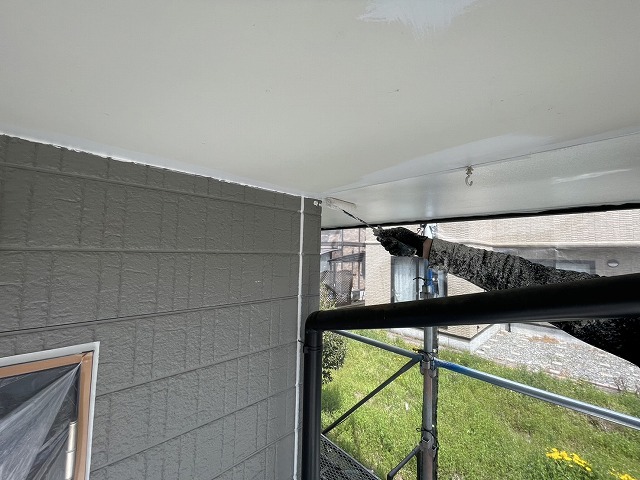 飯田市で住宅軒天への塗装、軒天の劣化を放置すると起こるリスクなどもご紹介