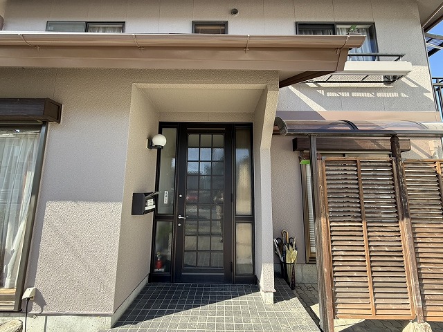 飯田市のミサワホーム住宅にて実施したモルタル外壁や付帯部への塗装の完成後仕上がり