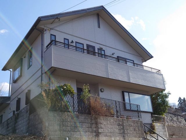 飯田市内パナホームの劣化していたコロニアル屋根のカバー工法工事が完成しました