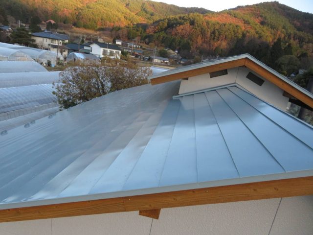 伊那市U邸屋根完成