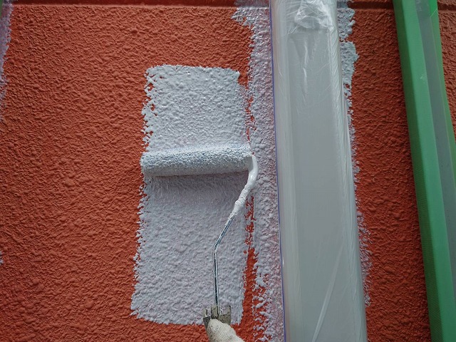 松本市アパート梨の木外壁下塗り8