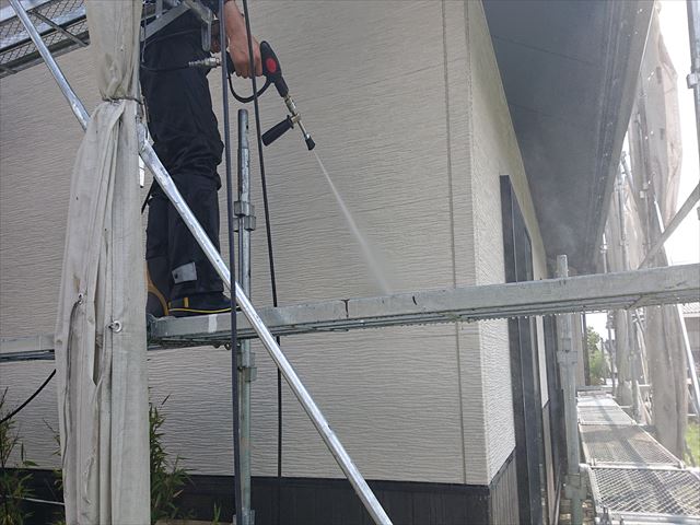 長野県駒ヶ根市外壁屋根塗装工事洗浄6