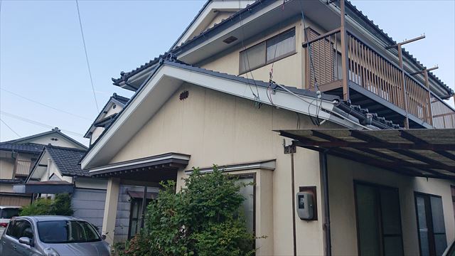 長野県駒ヶ根市雨樋交換・外壁塗装現状3