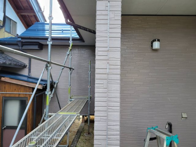 中川村屋根塗装_コーキング3