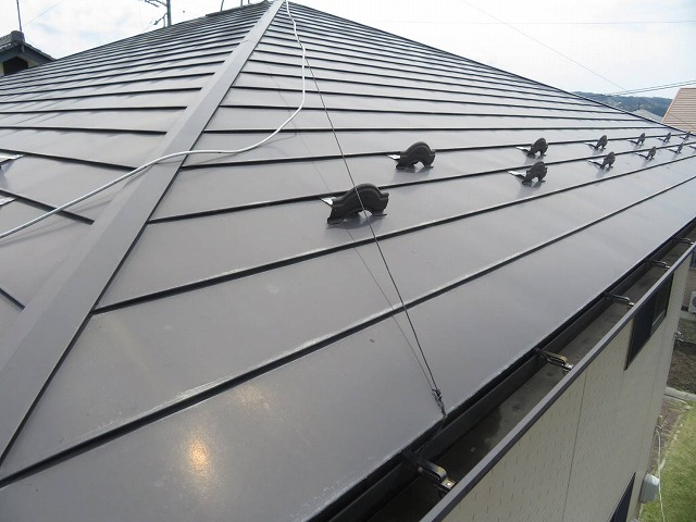 無料点検で劣化状況を確認した住宅の金属屋根
