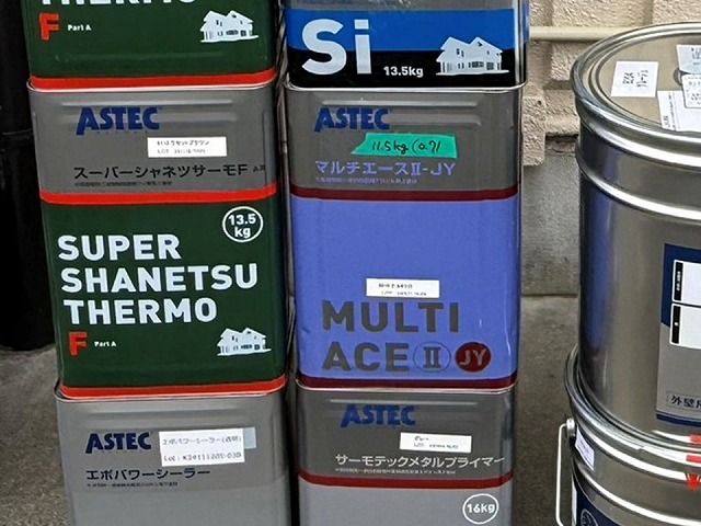 住宅外壁塗装工事の軒天塗装で使用する「マルチエースⅡ-JY」