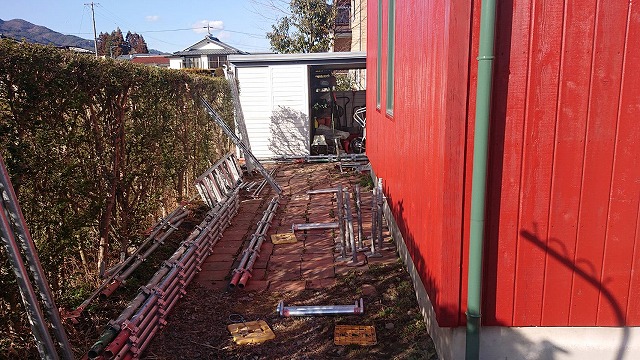 駒ケ根市外壁塗装外壁と木部足場バラシ2