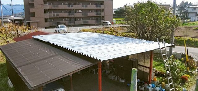 飯田市外壁屋根塗装_車庫の屋根