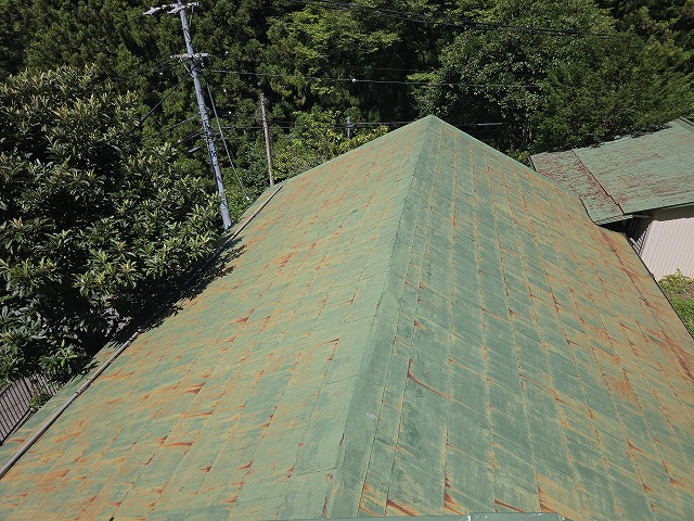 住宅の無料点検で金属屋根のサビの発生を確認