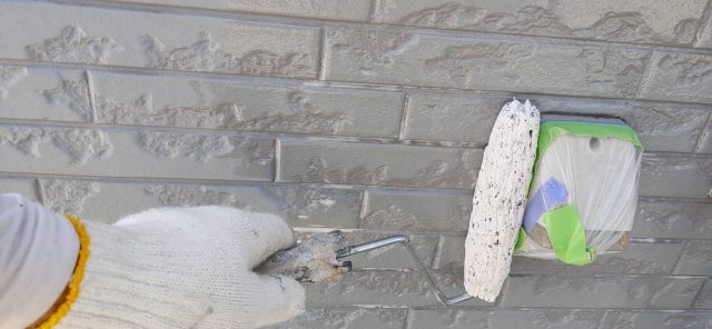 駒ケ根市屋根壁遮熱外壁下塗り3