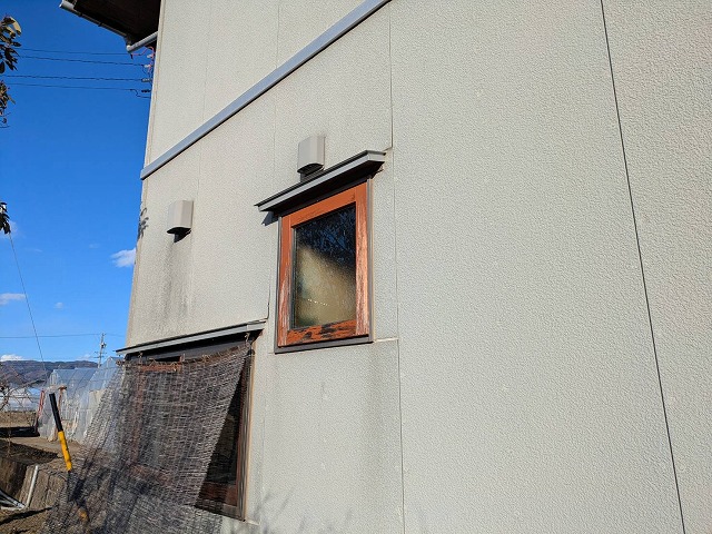 伊那市U邸外壁と木部塗装前