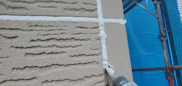 伊那市富県ALC外壁塗装補修コーキング3