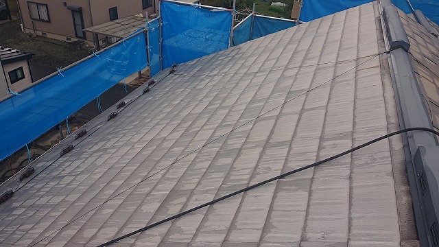 宮田村　三井ホームの外壁屋根塗装工事　洗浄と養生作業を行いました。