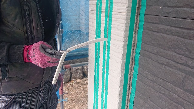駒ケ根市外壁屋根塗装赤穂コーキング2