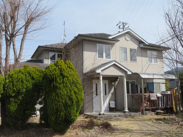 宮田村にて、外壁と屋根の塗装工事を行います。足場入り