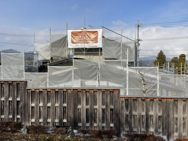 飯田下伊那のみなさまへ。飯田市でおこなっている外壁塗装工事現場の作業進捗です