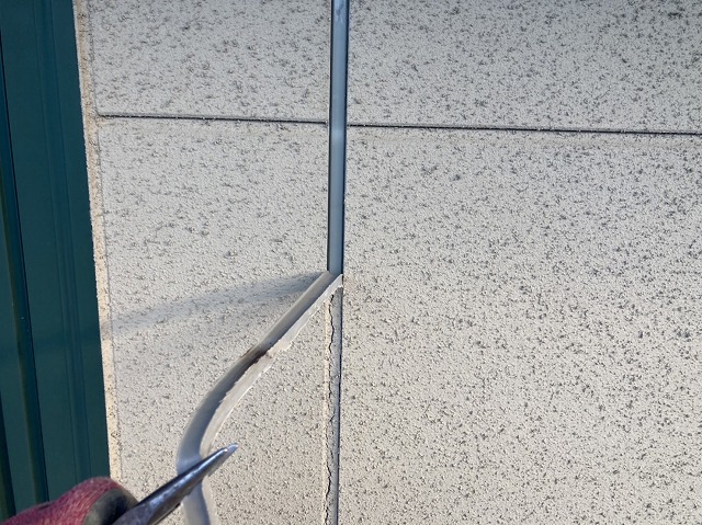 駒ケ根市外壁塗装コーキング3