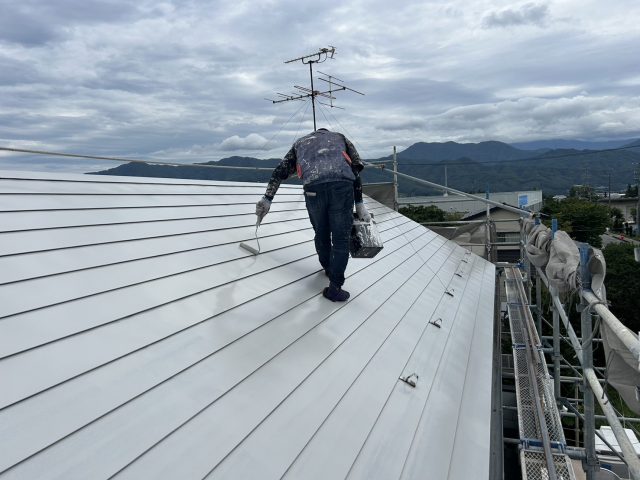 駒ヶ根市H邸上塗り