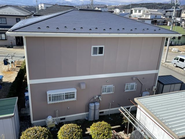 飯田市　G様邸にて屋根と外壁の塗装工事を行いました