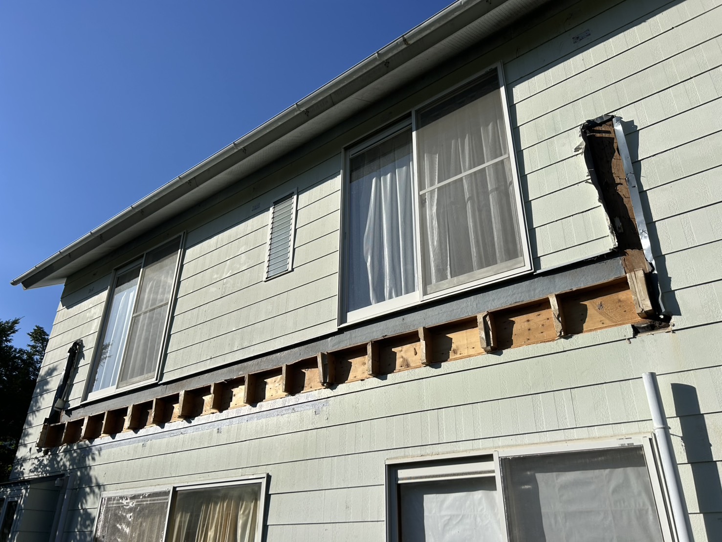 箕輪町N邸ベランダ解体