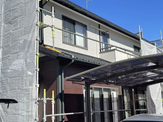 飯田市駄科　おしゃれなツートン仕様の外壁塗装工事が完成しました